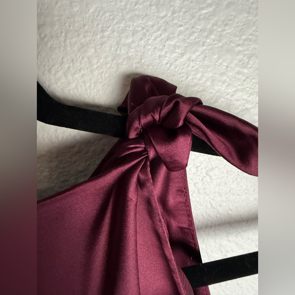 ASOS Elegant Burgundy Sleeveless satin mini with shoulder bows Dress Size 6 - Picture 10 of 10